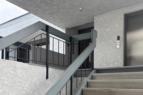 Advanced Pain Medical Group's Culver City, CA, location, stairwell view