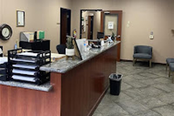 Photograph of Advanced Pain Medical Group's Cerritos, California, clinic location