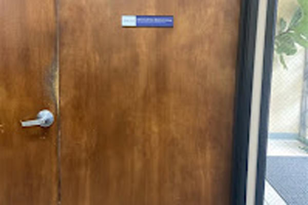 Photograph of Advanced Pain Medical Group's Cerritos, California, clinic location