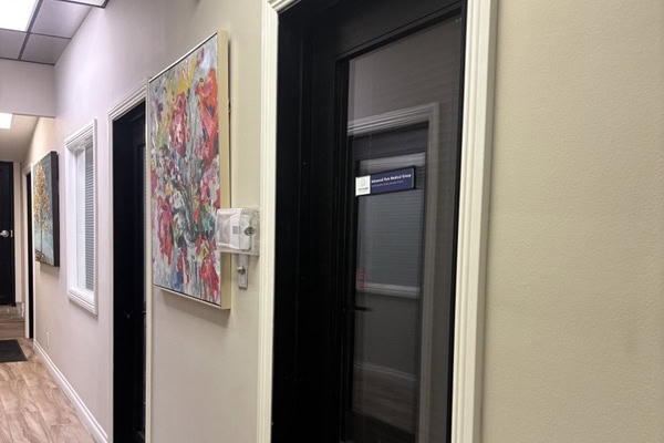 Photograph of Advanced Pain Medical Group's Long Beach, California, clinic location