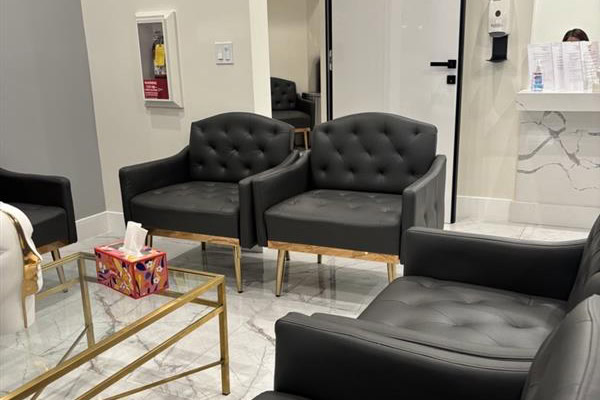 Photograph of Advanced Pain Medical Group's Los Angeles, California, clinic location